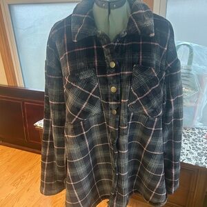 NWT Torrid Cozy Plush Blossom Plaid “Shacket” Sz 1X